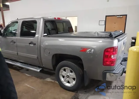 2013 Chevrolet Silverado 1500 Lt z USA, uszkodzony, nr VIN 3GCPKSE75DG285208